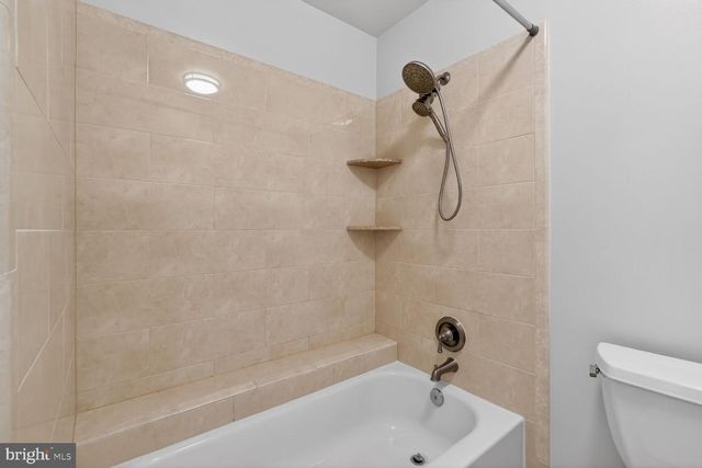 4505-F SAHALEE CT, Alexandria, VA 22312