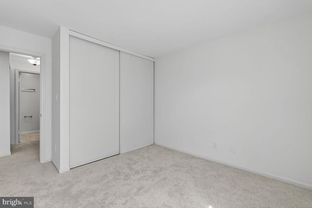 4505-F SAHALEE CT, Alexandria, VA 22312
