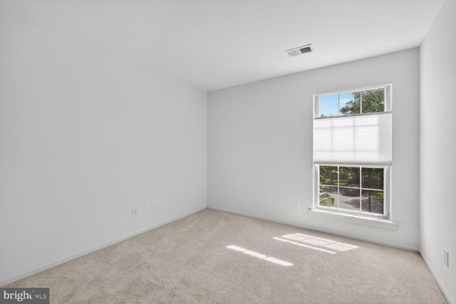 4505-F SAHALEE CT, Alexandria, VA 22312