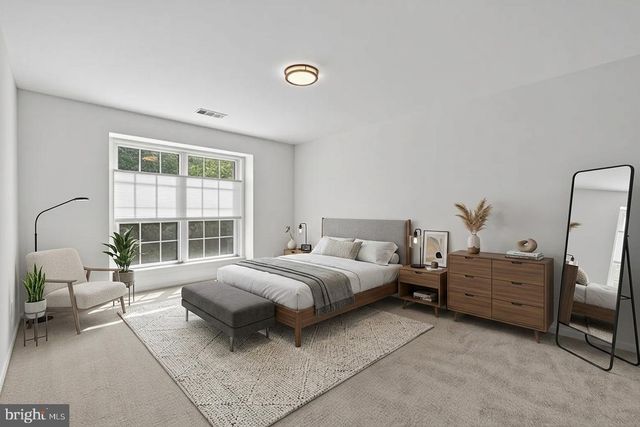 4505-F SAHALEE CT, Alexandria, VA 22312