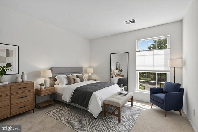 4505-F SAHALEE CT, Alexandria, VA 22312