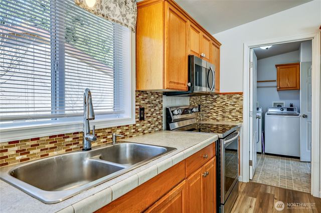 372 Port Hadlock Heights Road, Port Hadlock, WA 98339