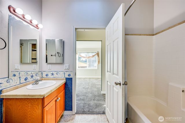 372 Port Hadlock Heights Road, Port Hadlock, WA 98339