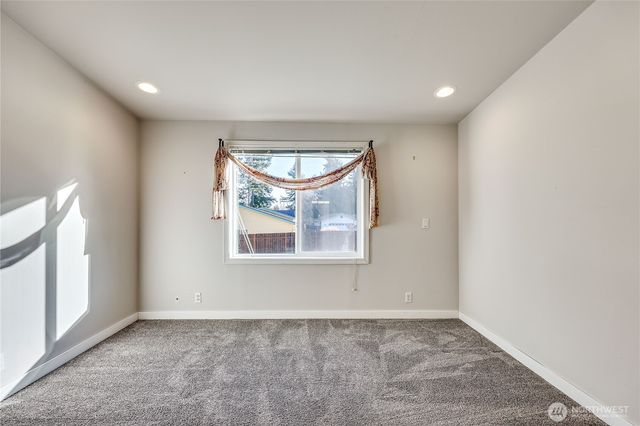 372 Port Hadlock Heights Road, Port Hadlock, WA 98339