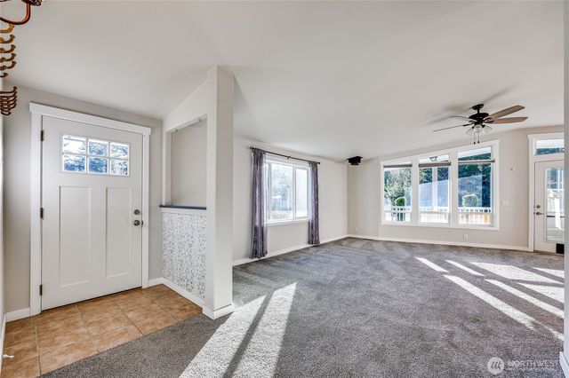 372 Port Hadlock Heights Road, Port Hadlock, WA 98339