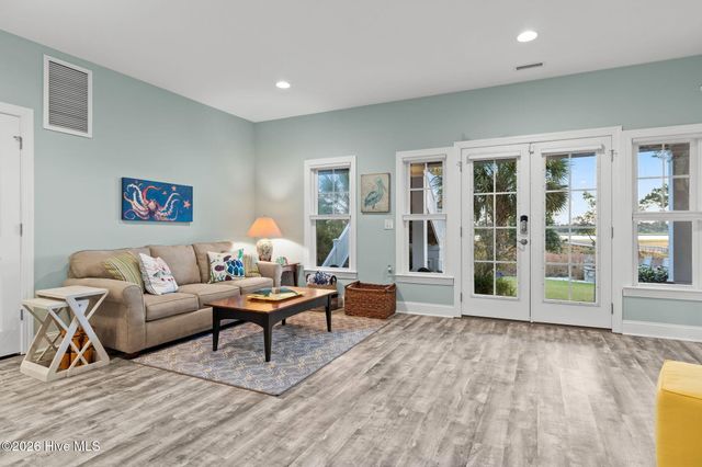 745 Beaufain Street SW, Supply, NC 28462