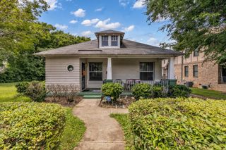 905 14th Ave, S, Nashville, TN 37212