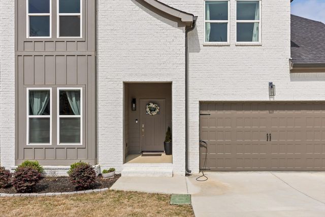 8377 Snowdrop Way, Ooltewah, TN 37363