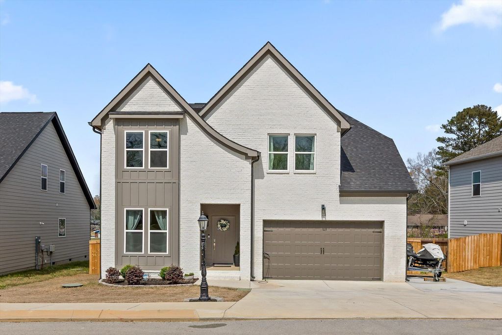 8377 Snowdrop Way, Ooltewah, TN 37363