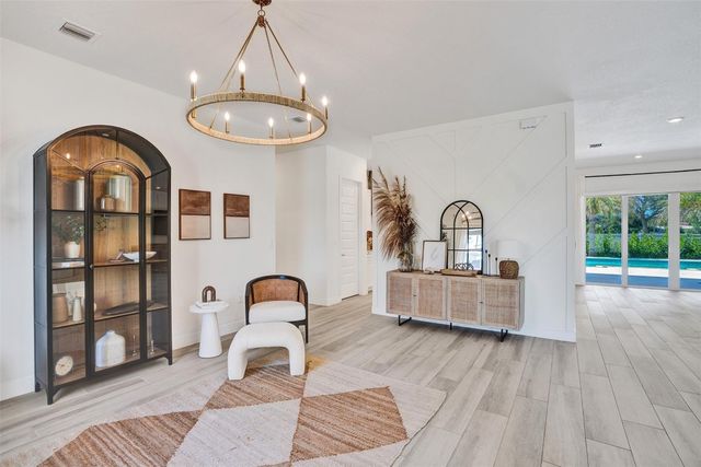 10975 N Sierra Ranch Drive, Davie, FL 33324