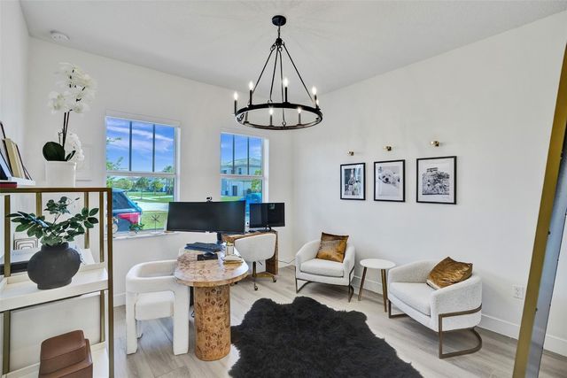 10975 N Sierra Ranch Drive, Davie, FL 33324