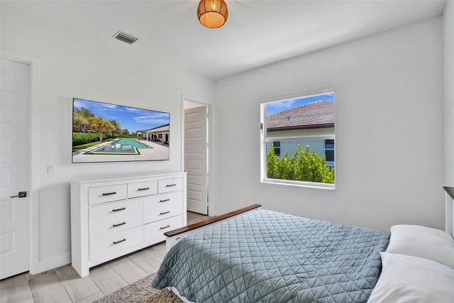 10975 N Sierra Ranch Drive, Davie, FL 33324