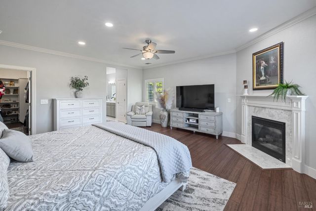 6141 N Vine St, Vacaville, CA 95688