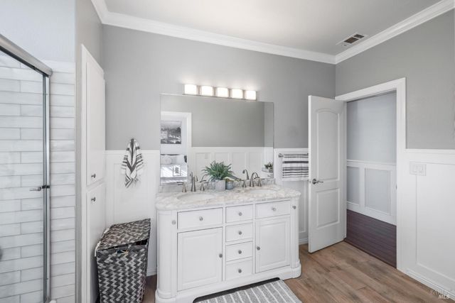 6141 N Vine St, Vacaville, CA 95688