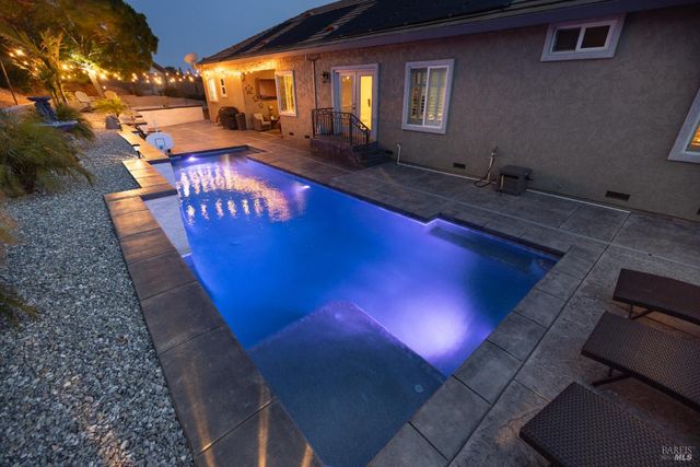 6141 N Vine St, Vacaville, CA 95688