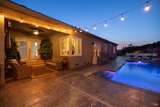 6141 N Vine St, Vacaville, CA 95688