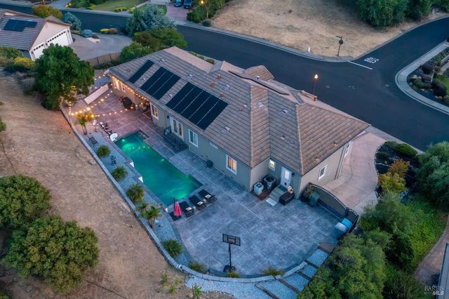 6141 N Vine St, Vacaville, CA 95688