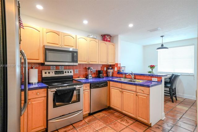 14816 SW 104th Street 85, Miami, FL 33196