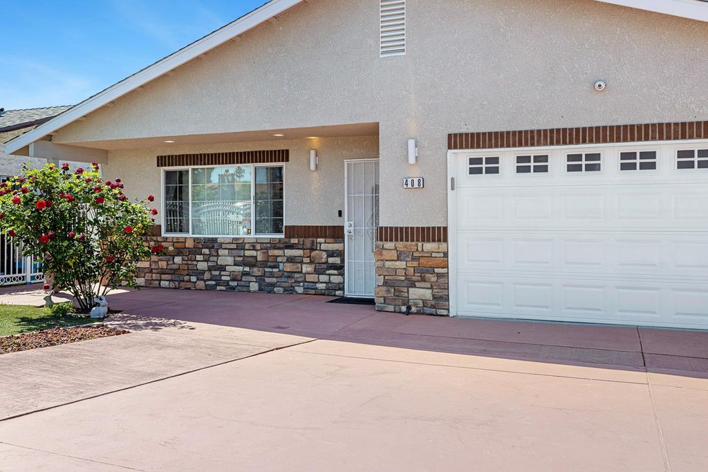 Image 1 of property listing at 408 W San Joaquin Street, Avenal, CA 93204