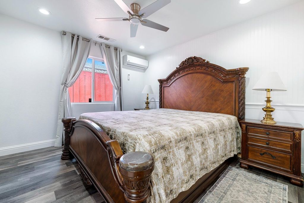 Image 24 of property listing at 408 W San Joaquin Street, Avenal, CA 93204