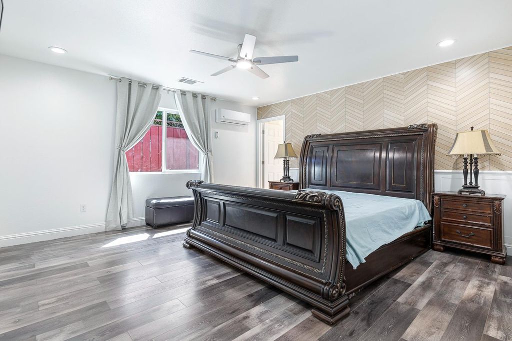 Image 28 of property listing at 408 W San Joaquin Street, Avenal, CA 93204