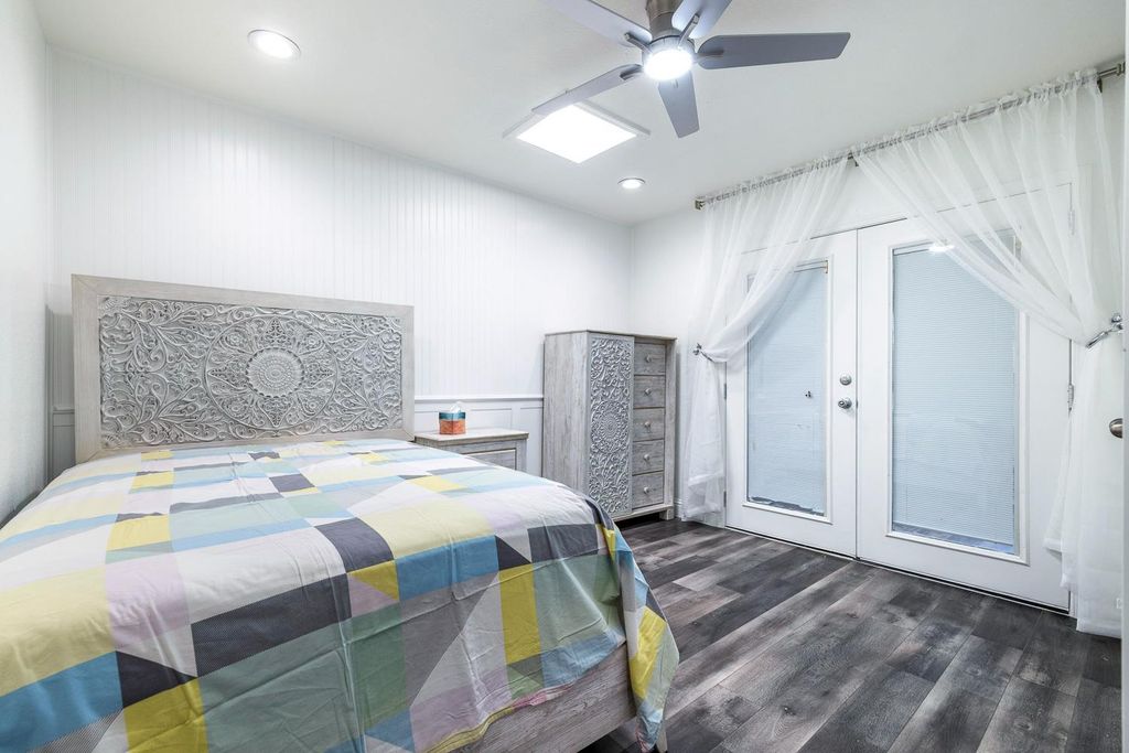 Image 37 of property listing at 408 W San Joaquin Street, Avenal, CA 93204