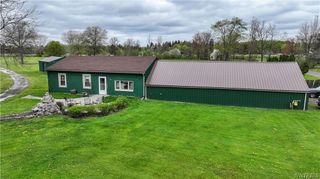 2572 Lakeview Road, Hamburg, NY 14085