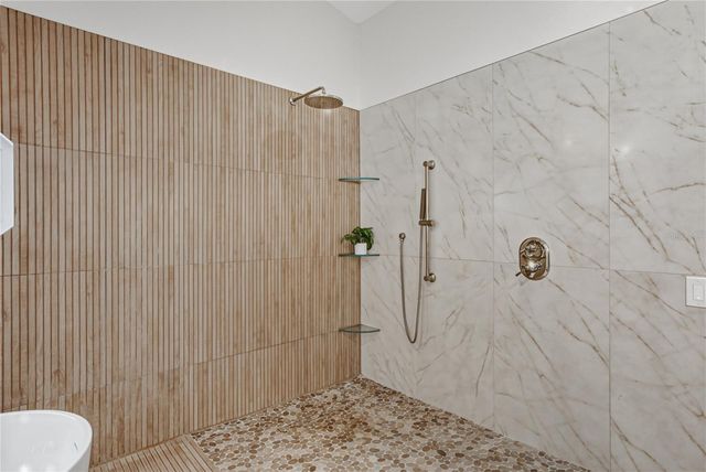 723 PINTA DRIVE, Tierra Verde, FL 33715