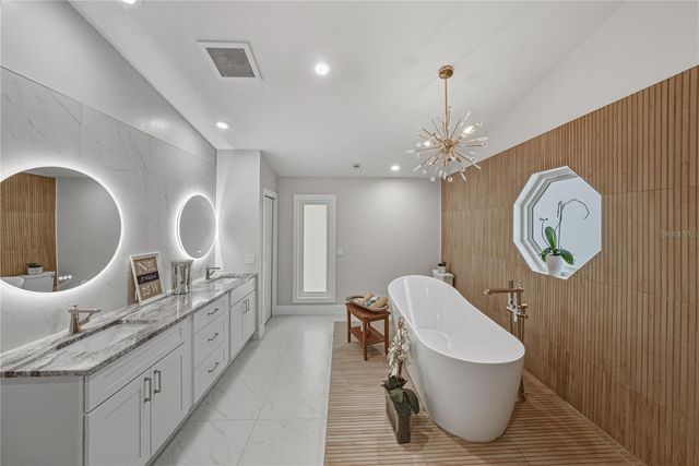 723 PINTA DRIVE, Tierra Verde, FL 33715