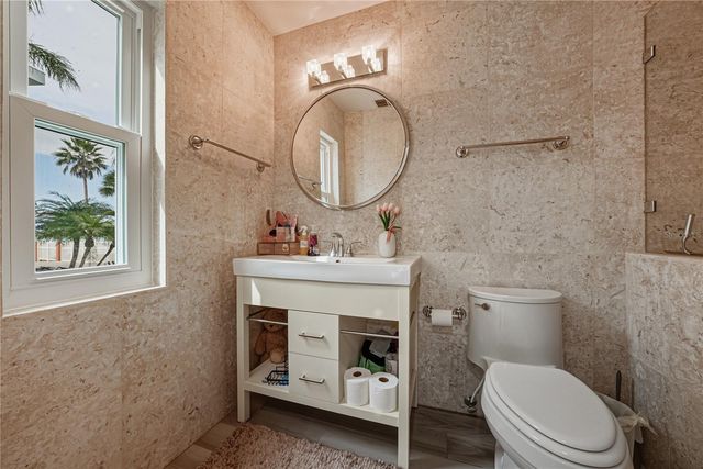 723 PINTA DRIVE, Tierra Verde, FL 33715