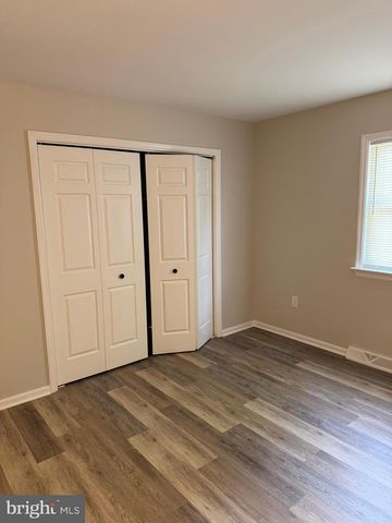 10 BRANDON, Lancaster, PA 17603