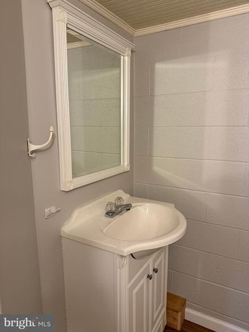 10 BRANDON, Lancaster, PA 17603