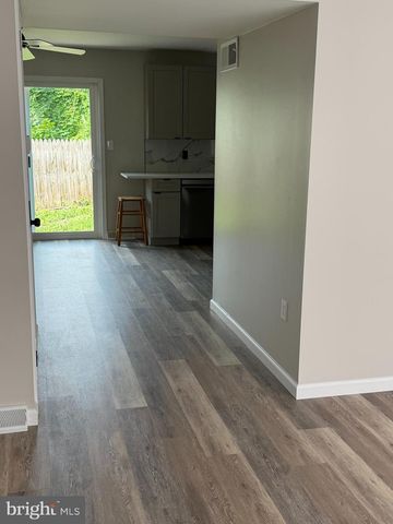 10 BRANDON, Lancaster, PA 17603