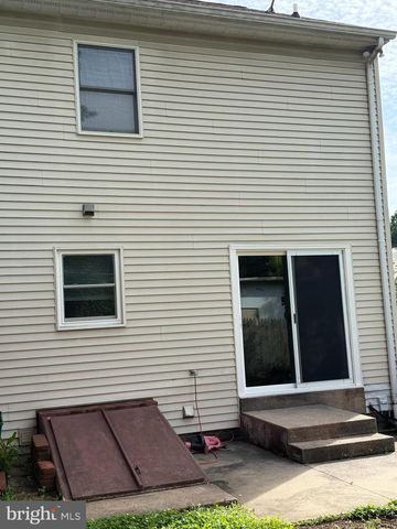 10 BRANDON, Lancaster, PA 17603