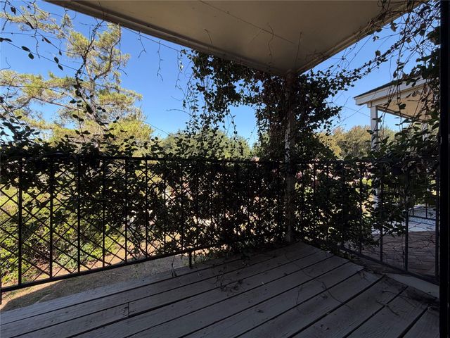 1601 Faro DR 103, Austin, TX 78741