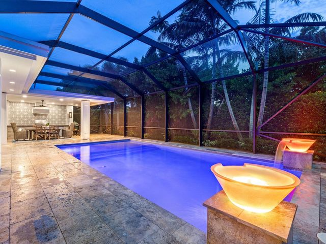 8785 W Watercrest Circle W, Parkland, FL 33076