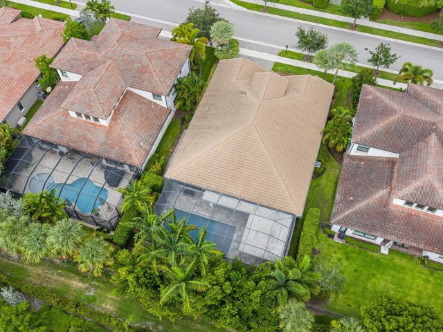 8785 W Watercrest Circle W, Parkland, FL 33076