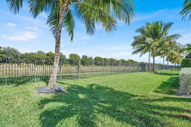 8815 Skyward Street, Boca Raton, FL 33496