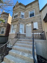 801 S Kedvale Avenue, Chicago, IL 60624