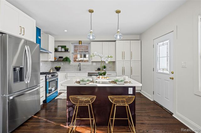 1977 Atkinson Street, Detroit, MI 48206