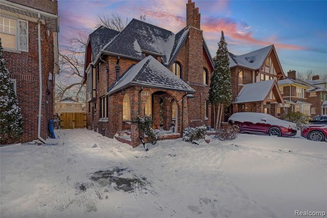 1977 Atkinson Street, Detroit, MI 48206