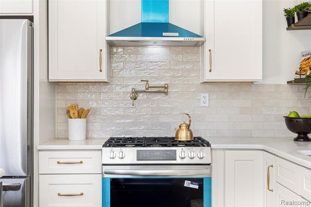 1977 Atkinson Street, Detroit, MI 48206