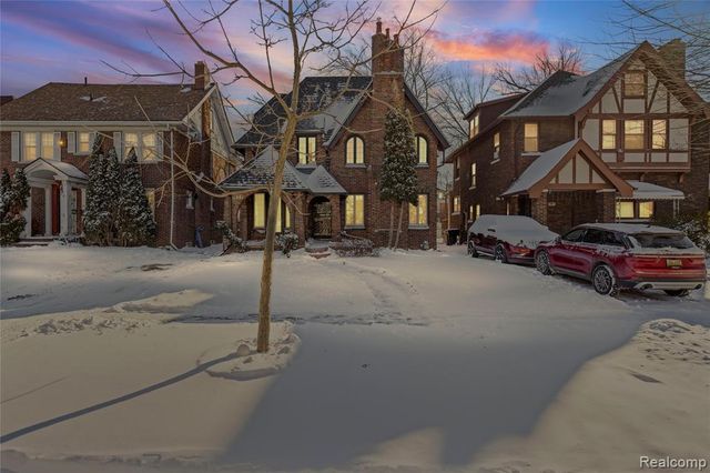 1977 Atkinson Street, Detroit, MI 48206