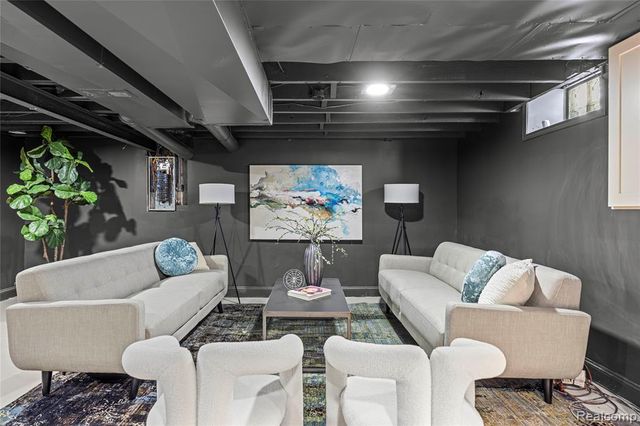 1977 Atkinson Street, Detroit, MI 48206