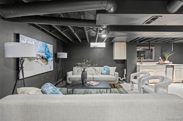 1977 Atkinson Street, Detroit, MI 48206