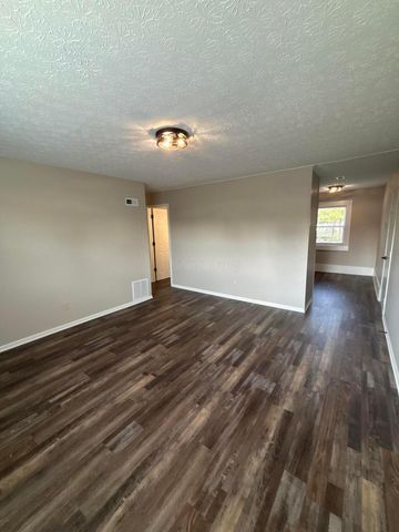 8626 Fairbrook Avenue, Galloway, OH 43119