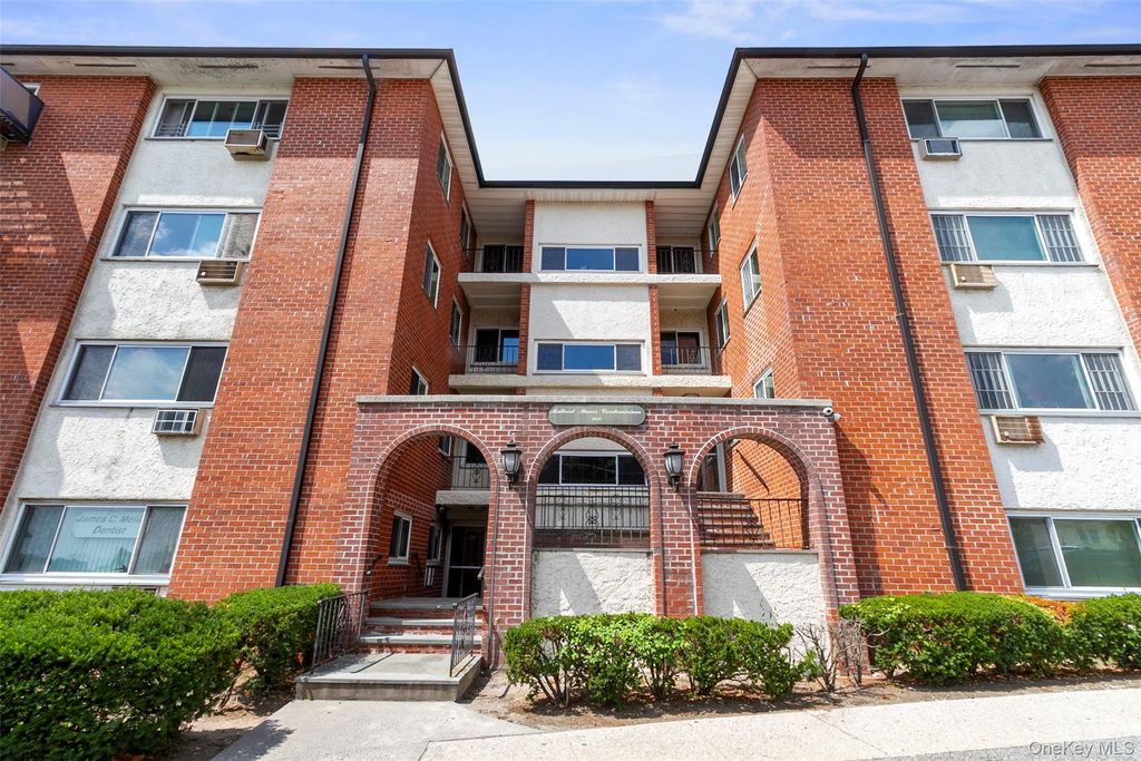 900 Midland Avenue 2E, Yonkers, NY 10704