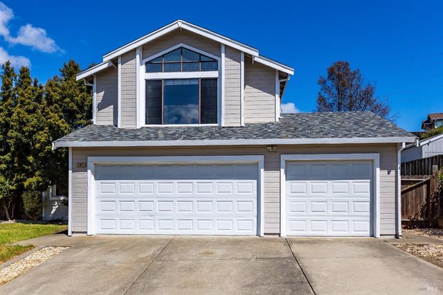 391 Valley Oak Ln, Vallejo, CA 94591