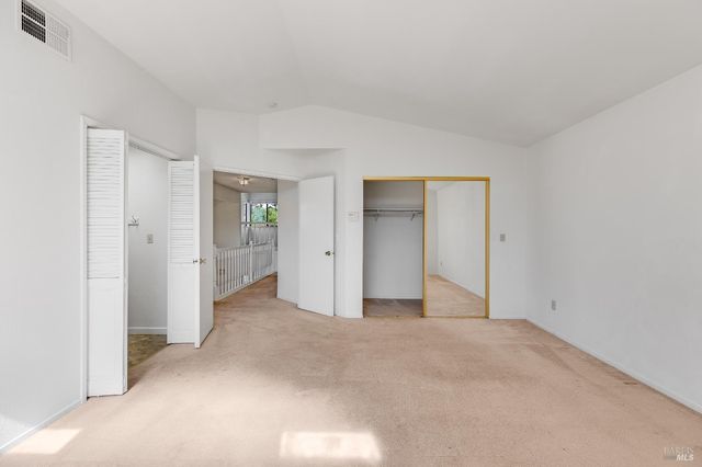 391 Valley Oak Ln, Vallejo, CA 94591