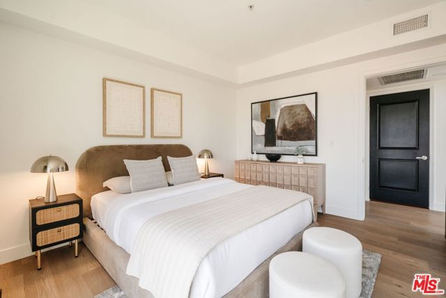 11011 Huston Street PH3, North Hollywood (los Angeles), CA 91601